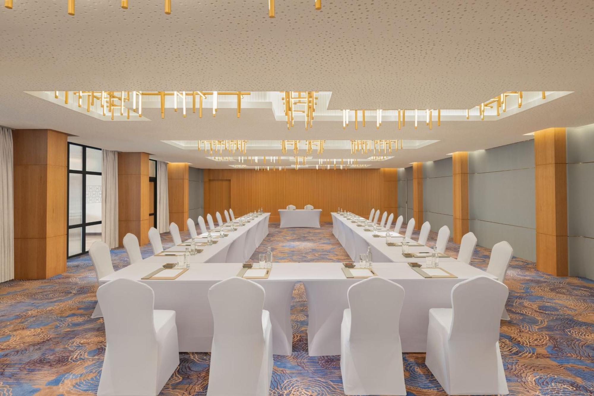 Courtyard By Marriott Goa Colva Hotel ภายนอก รูปภาพ