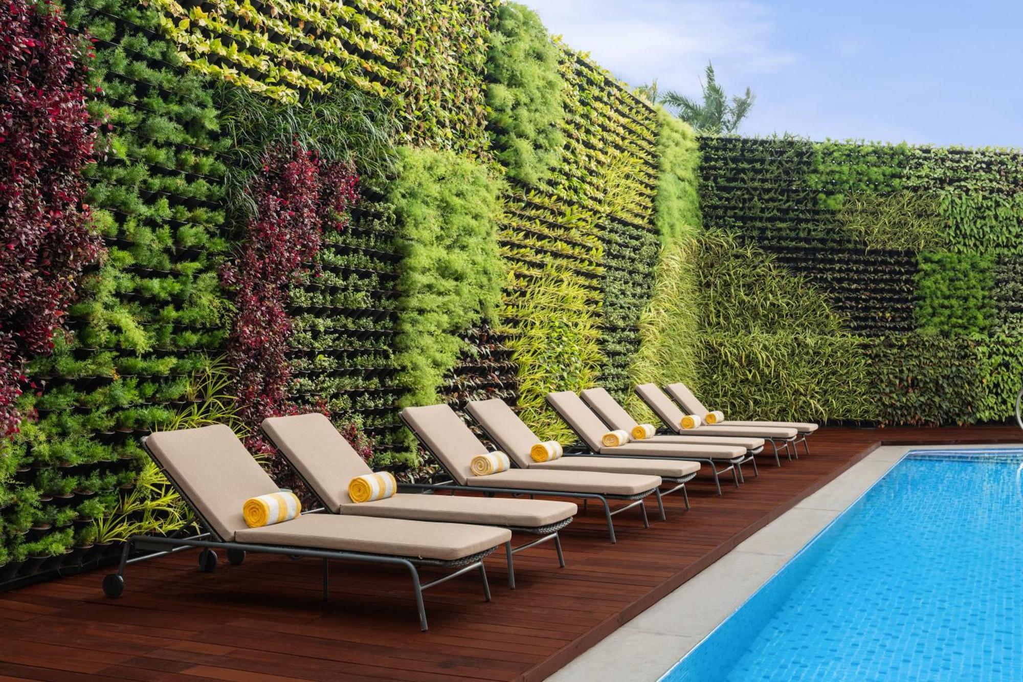 Courtyard By Marriott Goa Colva Hotel ภายนอก รูปภาพ