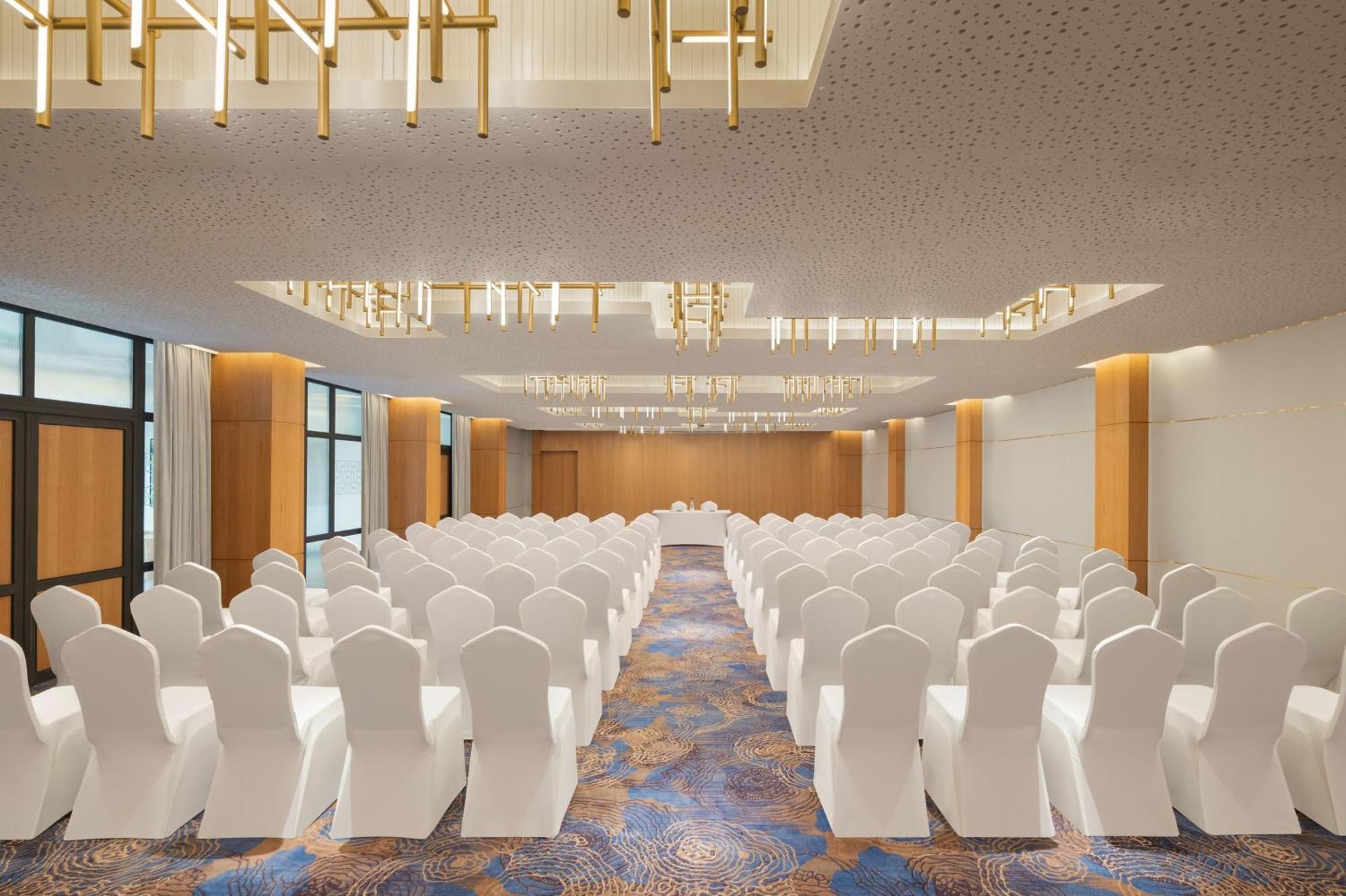 Courtyard By Marriott Goa Colva Hotel ภายนอก รูปภาพ