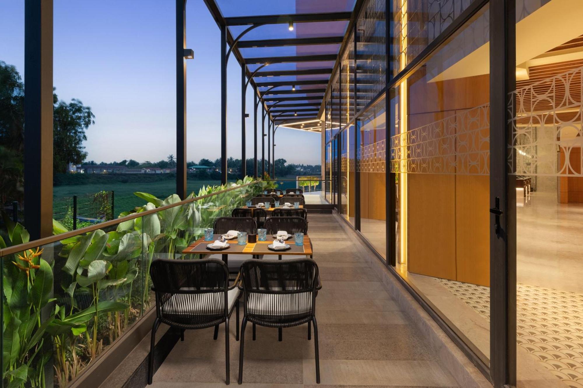 Courtyard By Marriott Goa Colva Hotel ภายนอก รูปภาพ