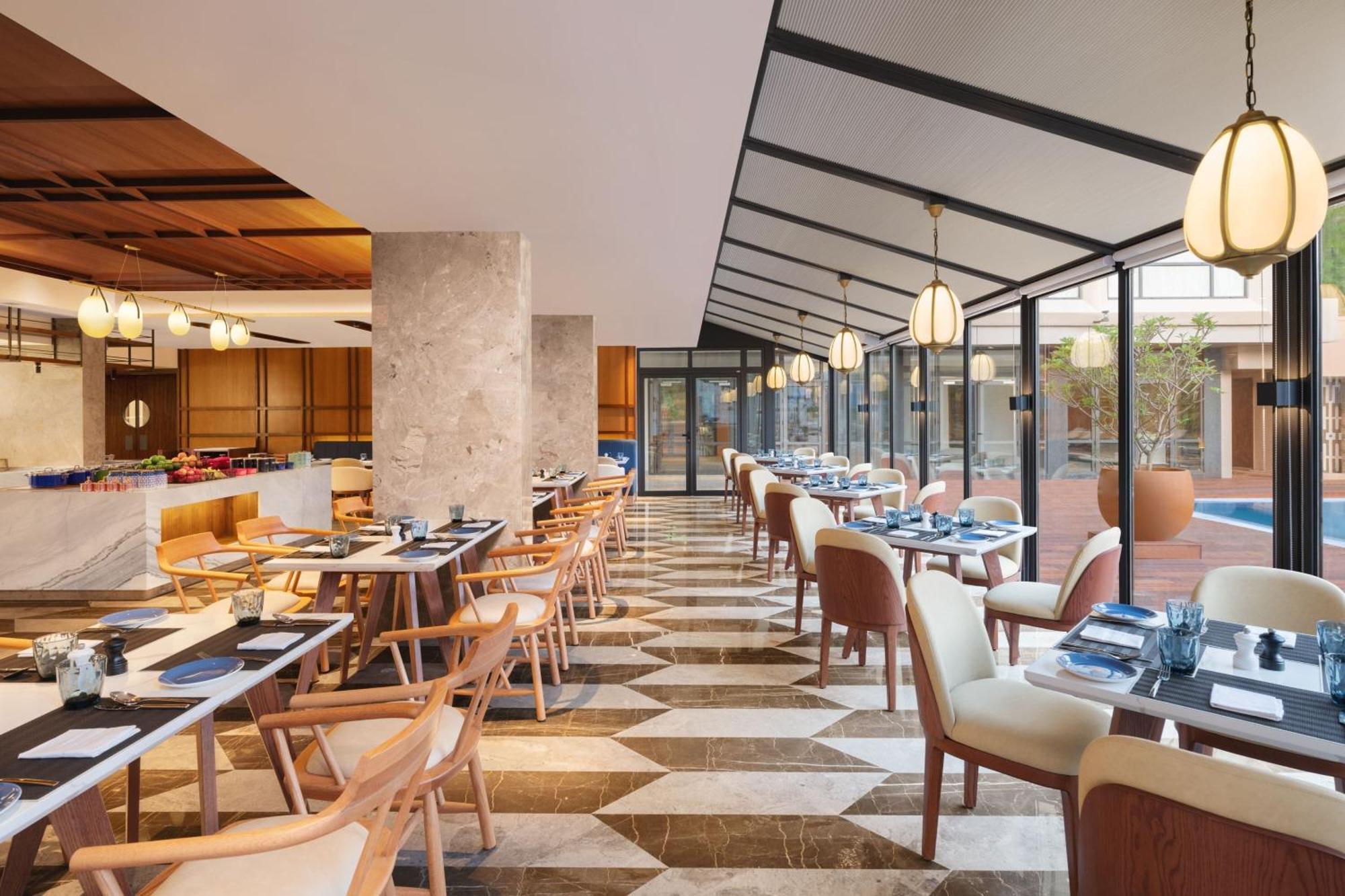 Courtyard By Marriott Goa Colva Hotel ภายนอก รูปภาพ
