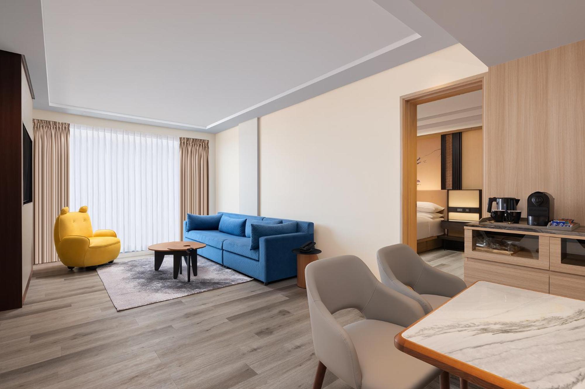 Courtyard By Marriott Goa Colva Hotel ภายนอก รูปภาพ