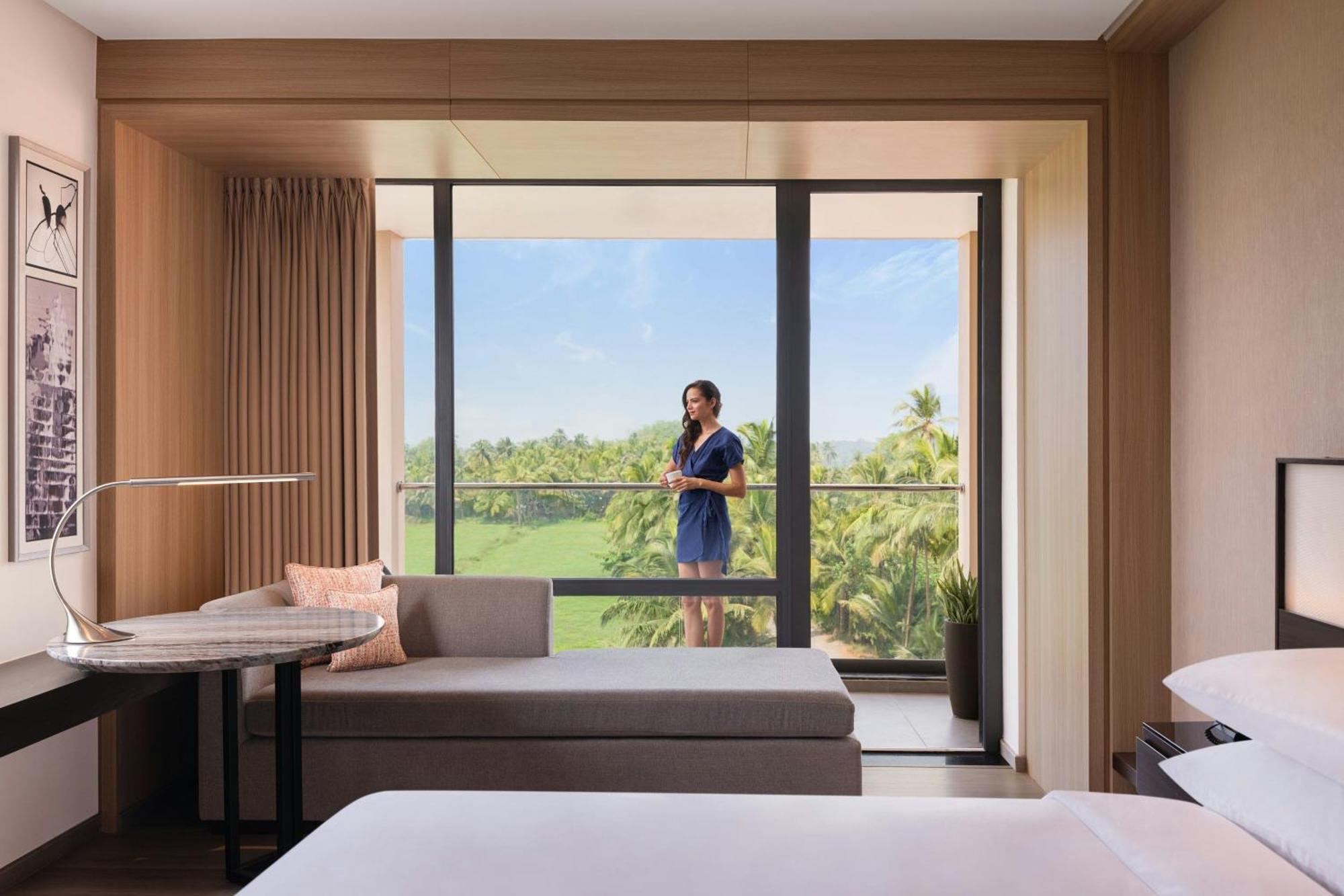 Courtyard By Marriott Goa Colva Hotel ภายนอก รูปภาพ